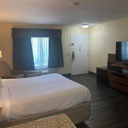 Days Inn By Wyndham Mission Valley-Sdsu San Diego Eksteriør billede