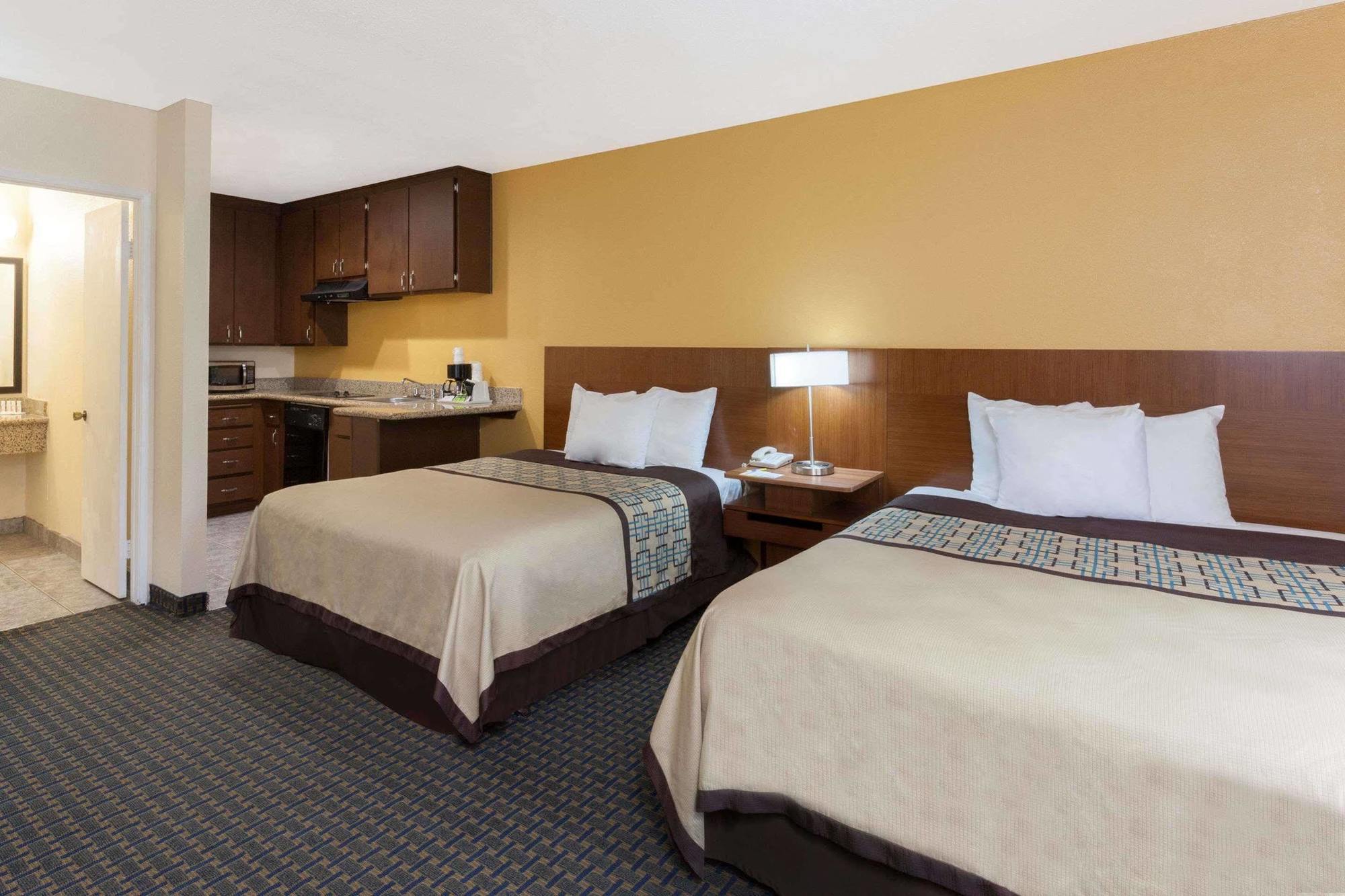 Days Inn By Wyndham Mission Valley-Sdsu San Diego Eksteriør billede